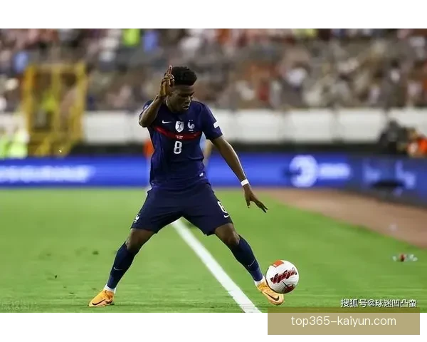 楚阿梅尼技术全面分析显示其在中场的表现稳健与潜力提升。