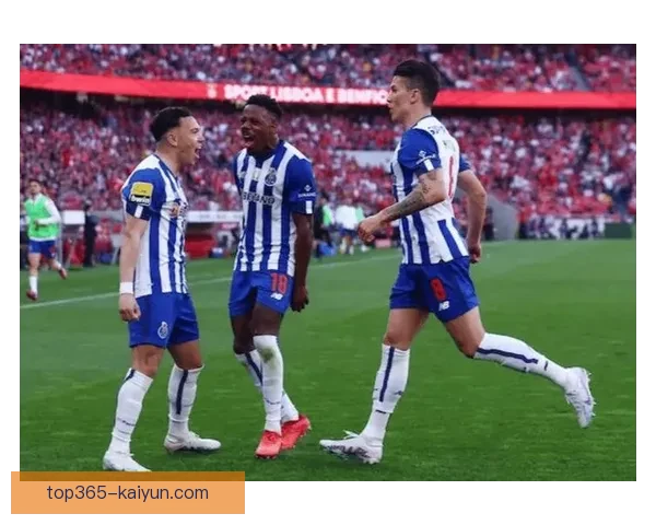 波尔图队联赛战况稳健，近期表现持续提升，争冠形势明朗