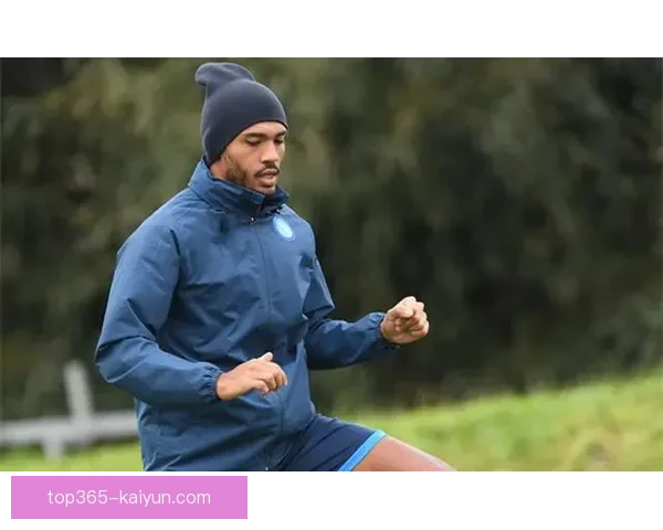 兹沃勒防线近期表现稳健，防守端持续保持稳定